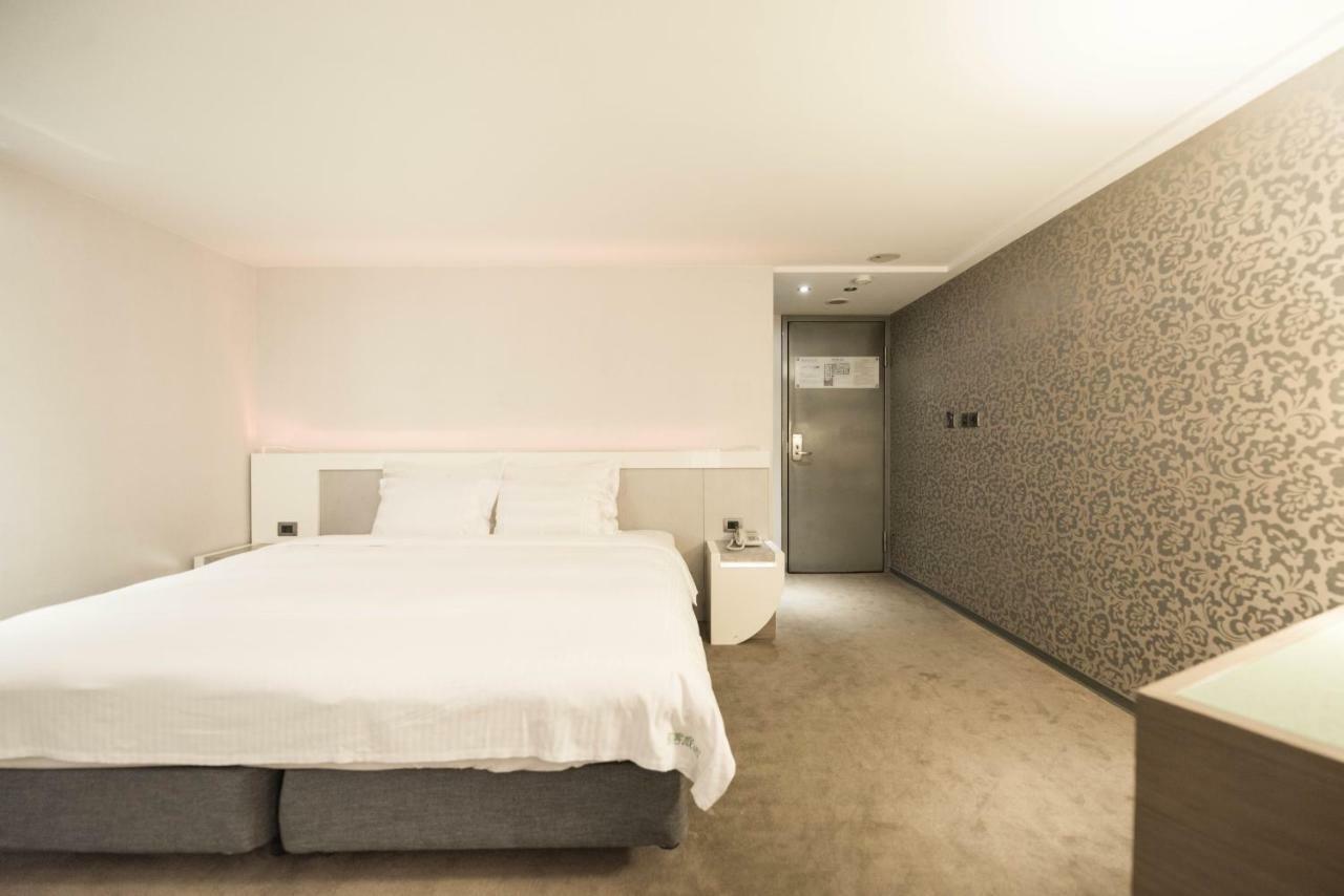 Saual Keh Hotel Taipei Exterior photo