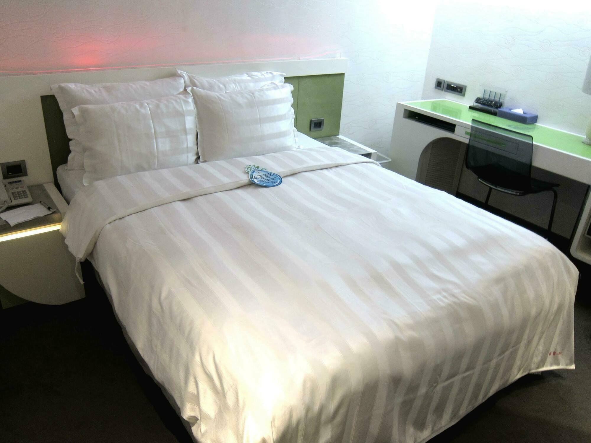 Saual Keh Hotel Taipei Exterior photo